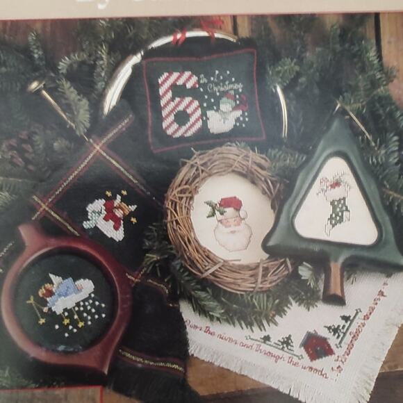 Leisure Arts Lots of Christmas Cross Stitch Patterns Snowman, Santa, Elf, Angel - Picture 9 of 9